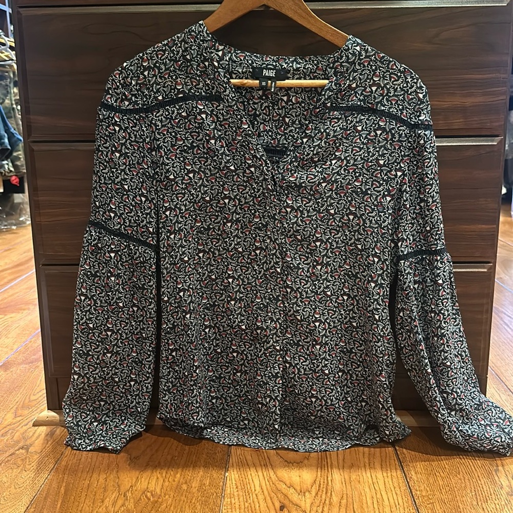Paige 100% silk blouse in great condition.